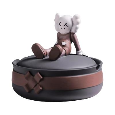 China Cute violent bear creative ashtray resin open living room cafe bar office open small ornaments smoking lovers gifts for sale