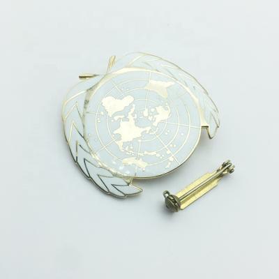 China A Variety Of Features Custom Made Decorative Fashion Hard Logo Enamel Lapel Pins For Clothes for sale