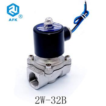 China De Klep van de het Roestvrije staalsolenoïde van 2W-32B 220v sloot normaal 1-1/4“ NPT Te koop