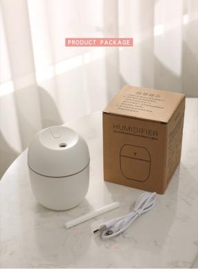 China Portable Car Home Appliance Air Humidifier 220ml Essential Oil Diffuser USB Mist Maker Humidifiers for sale