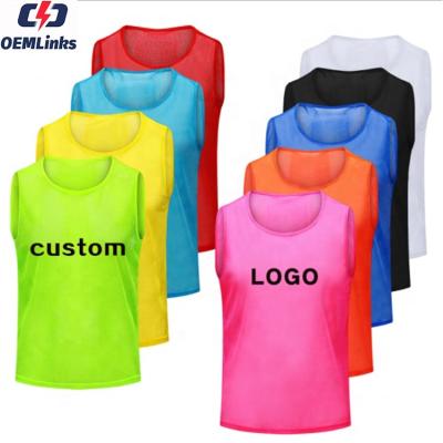 China Top Quality Breathable Sublimated Football Training Mesh Vests Bibs Football / Soccer Sets Custom Custom Aprons for sale