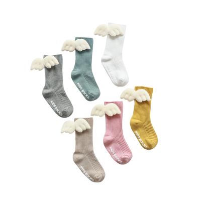 China 2021 New Baby Infant Soft Cotton Breathable Cute Socks With Wings For Toddler Popular Knitted Stocking Spring Bumps Kids Tube Foot Wear for sale