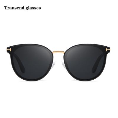 China Fashion Sunglasses Trending Wholesale Fashion Polarized Woman Sunglasses With High Quality for sale