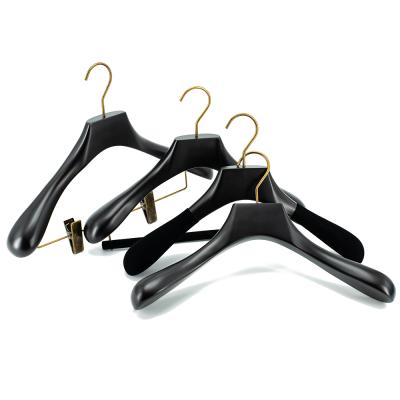 China Custom Made Luxury Black Wood Velvet Hanger Space Saving Clips Hanger Personalied OEM Factory Available for sale