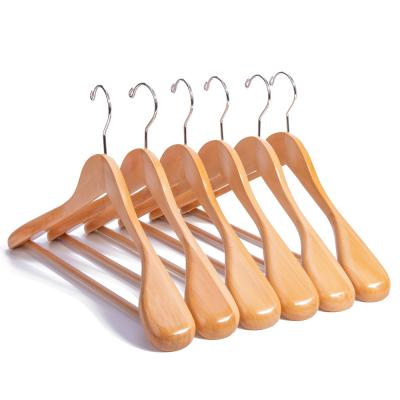 China Wholesale price availabble Personalied high quality natural Burlywood customized wooden suit hangers for brand fabric store for sale