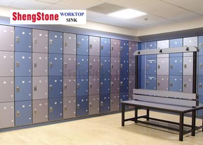 China Moistureproof And Anti Beter Hpl Cabinets Customized Size For Gymnasium Use for sale