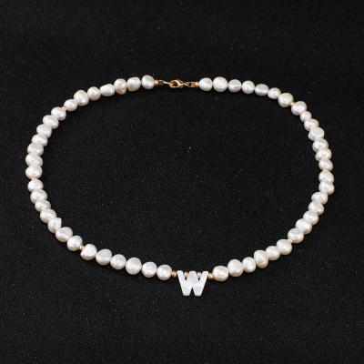 China Pearl Necklaces Pearl Necklace Pendant Scarf For Women Alphabet A-Z Shell Letter Initial Buckle Gold Color Jewelry Pendant Gift New for sale