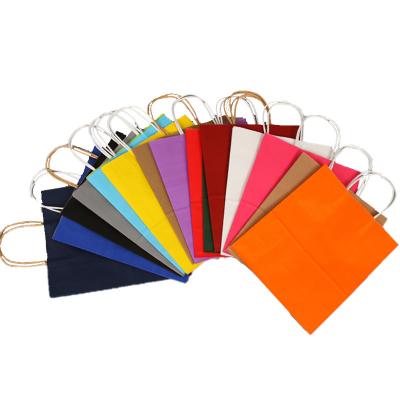 China Different Colors Paper Kraft Bag With Handle, Take Away Food Packaging Shopping Bag à venda