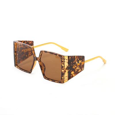 China Luxury Oversized Sunglasses 2022 Sun Glass Shades Big Frame Rectangle Women Sunborry Fashion Sun Glasses for sale