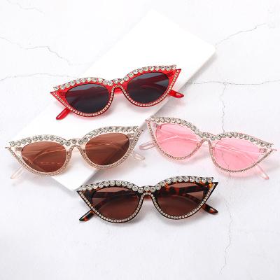 China Fashion Sunglasses Sunborry Bling Trendy Border Diamond Studded Party Elegant Cat Eye Wedding Sunglasses Ladies Resin for sale