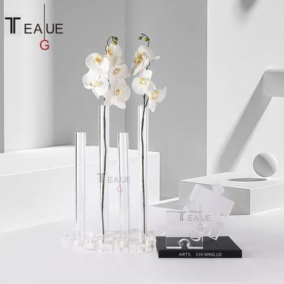 China Mini Living Room Desktop Decoration Minimalist Glass Flower Arrangement Small Clear Vase for sale