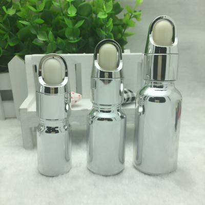 Chine Mini bouteilles d'huile 5ml cosmétiques argentées de galvanoplastie UV pour l'échantillon de soins de la peau à vendre