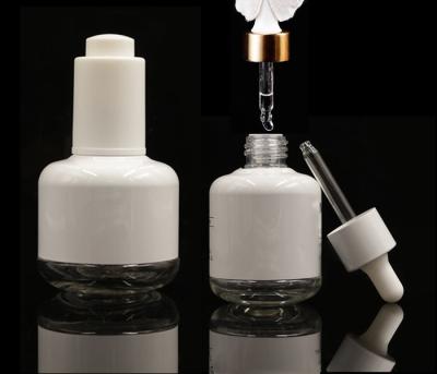 Chine Emballage écologique d'échantillon de soins de la peau de bouteille de compte-gouttes d'Opal White 100ml à vendre