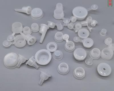 China Empaquetado cosmético plástico blanco reutilizable de 18# Flip Top Bottle Caps For en venta