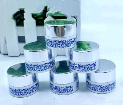 China Luxury White Glass Cosmetic Cream Glass Jar Face Moisturizer Glass Jar 50ml for sale