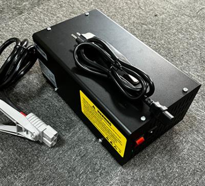 中国 ESCHシリーズ 24V 30A バッテリー充電器 高周波充電器 240v 1PHASEフォークリフト バッテリー充電器 販売のため