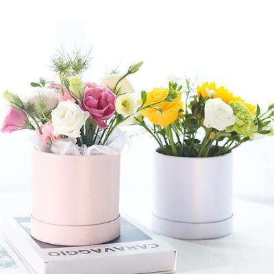 China Recyclable Custom Design Round Floral Luxury Roses Flower Packaging Box Bouquet Flowers Gift Boxes Packaging Round Flower Gift Box for sale