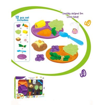 China Plastic OEM Customized Materials Eco-friendly Plastic Popular Wholesale 12 Pcs Simulation Vegetables Food Pretend Play Set Toys For Kids for sale