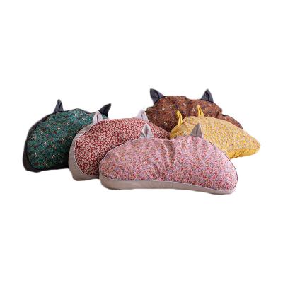 China Cat Ears Shape Buckwheat Shell Folded Rest 100% Cotton Cat Printed Pillow Core for sale