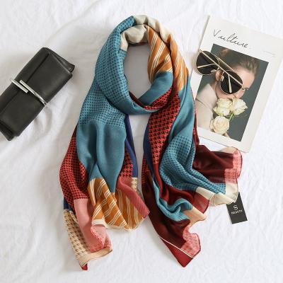 China Polyester 24 Styles Printed Shawl Cotton Scarf Designs Shawl Hijab Cotton Scarves Wholesale2021 For Elegant Hot for sale