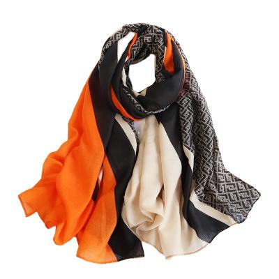 China Polyester 2021 New Fashion Warm Custom Scarves Cotton Scarf Winter Neck Scarves Long For Elegant Women for sale