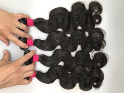 China La armadura 100% del pelo de la Virgen natural pasada larga del negro/la onda brasileñas del cuerpo lía en venta