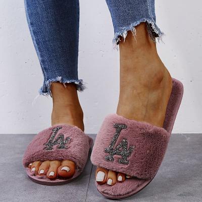 China Fashion Lady Faux Fur Fancy Wholesale Anti-slippery Women Fur Indoor Slippers for sale