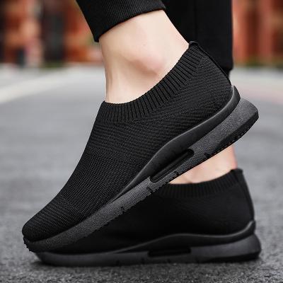 China 4 Colors Design Breathable Casual Mens Handsome Anti-slippery Men Walking Sneakers for sale