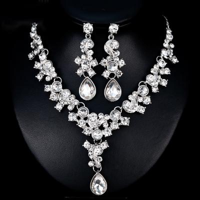 China Matching Crystal Earrings Necklace 2 Pcs Luxury Designer Statement Jewelry Bridal Wedding Party Dress Matching Set for sale