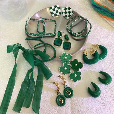 China 2021 Wholesale Korean Fashion S925 Sterling Sliver Pin Green Resin Designer Acrylic Circle Lace Bowknot Flower TRENDY Earrings For Women for sale