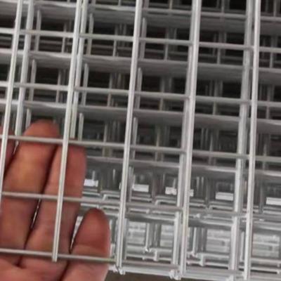 China Fence Mesh China Factory Supply Galvanized Welded Mesh Construction Farm Wire Mesh Panels for sale