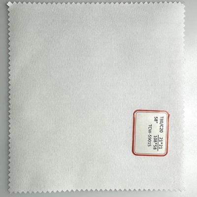 China Witte polyester katoenen TC-stof 21*21 108*58 gebleekte stof Te koop