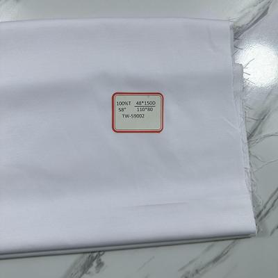 China 110*80 100 Prozent Polyester Gewänder Bleichgewebe 48*150D Bekleidungsgewebe zu verkaufen