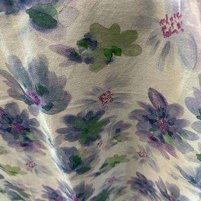 China Tecido impresso digital Rayon Viscose Rayon Crepe Tecido com floral para roupas à venda