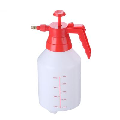 China Garden Spray 1.5 L China Cleaning Manual Pressure Garden Hand Pump Plastic Sprayer for sale