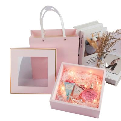 China Recyclable Customizable Ivory Panel Gift Box Modern Fashion Cosmetic Gift Box for sale