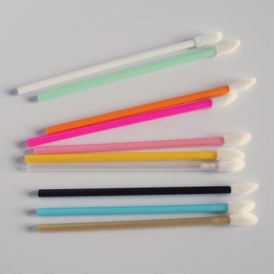 China Popular Colorful Lip Brush 50pcs/bag Handle Disposable Lipstick Wand for sale