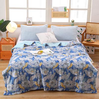 China Reversible Summer Thin Quilt Cover Quilting Children's King Quilt Patchwork Bedspread Luxury Bed Cover Home Decor for sale