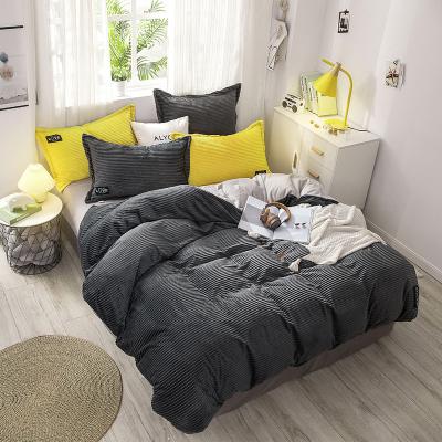 China Anti-pilling Microfiber Duvet Cover, Breathable Trench Velvet Warmth Bedding, Fleece Fabric Fluffy Comforter Covers Soft Skin Friendly Home Textile for sale