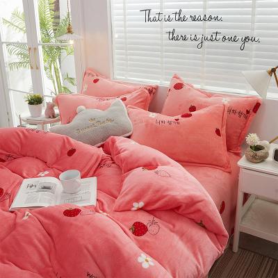 China Warm anti-pilling fluffy fleece fabric bedding set, flannel quilt cover sheet pillowcase, soft skin friendly home textiles for sale