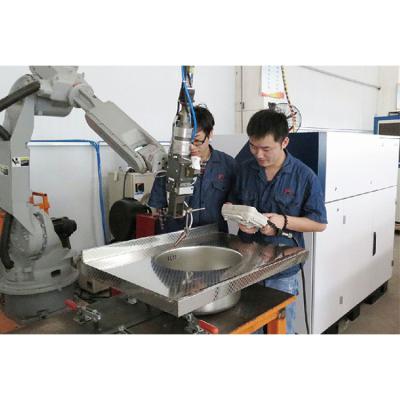 China Hotels Hanshen 6 Axis Welding Robot Laser Welding Machine 220V/380V Robot Arm for sale