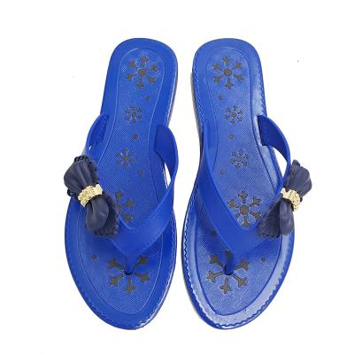 China China Fashion Trend Beach OEM Flip Flops Women Shoe Wholesale Customized Rubber Shoes for sale