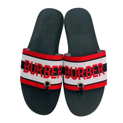 China 2021 2020 African famous daily beach fashion summer use designer brands models anti-slippery hot slippers new latest for men in china for sale