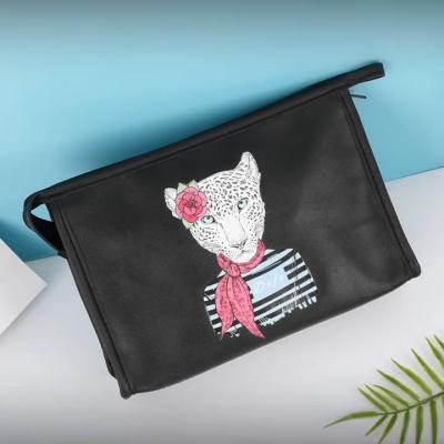 China Fashion Waterproof Make Up Cosmetic Bag Organizer Portable Leather Cosmetic Bag Travel Bag Printing Cartoon for sale