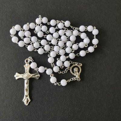 China Religious Komi Rosary Necklace 2020 Hot Selling Religious Acrylic Rosary Necklaces For Pary for sale