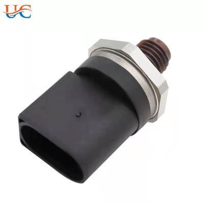 China Factory direct sale diesel common rail pressure sensor 0041537528 057130758 0281002498 for Mercedes-Benz Truck Q5 for sale