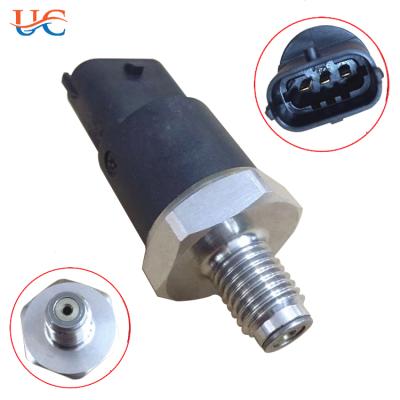 China Diesel Engine Common Rail System 0281002405 Common Rail Fuel Pressure Sensor 0281002210 0281002260 For FIAT Iveco Alpha Romeo Lancia Renault Trucks for sale