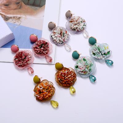 China TRENDY Stud Earrings Flower Lace Fashion Fancy Water Shaped Crystal Pendant Earrings Jewelry For Women for sale