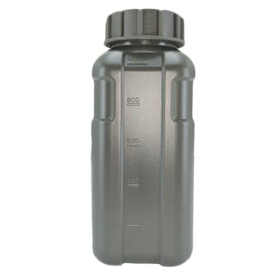 China Viable Army Canteen Outdoor Plastic Drinking Plastic Tactical Military Water Bottle 1000ml Bottle PE for sale