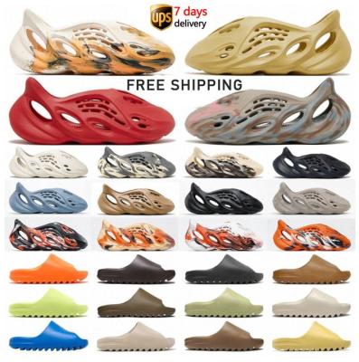 China Original high quality yezzy men's summer beach sandals women lightweight shoes foam comfort runners sneakers Yeezy slides for sale